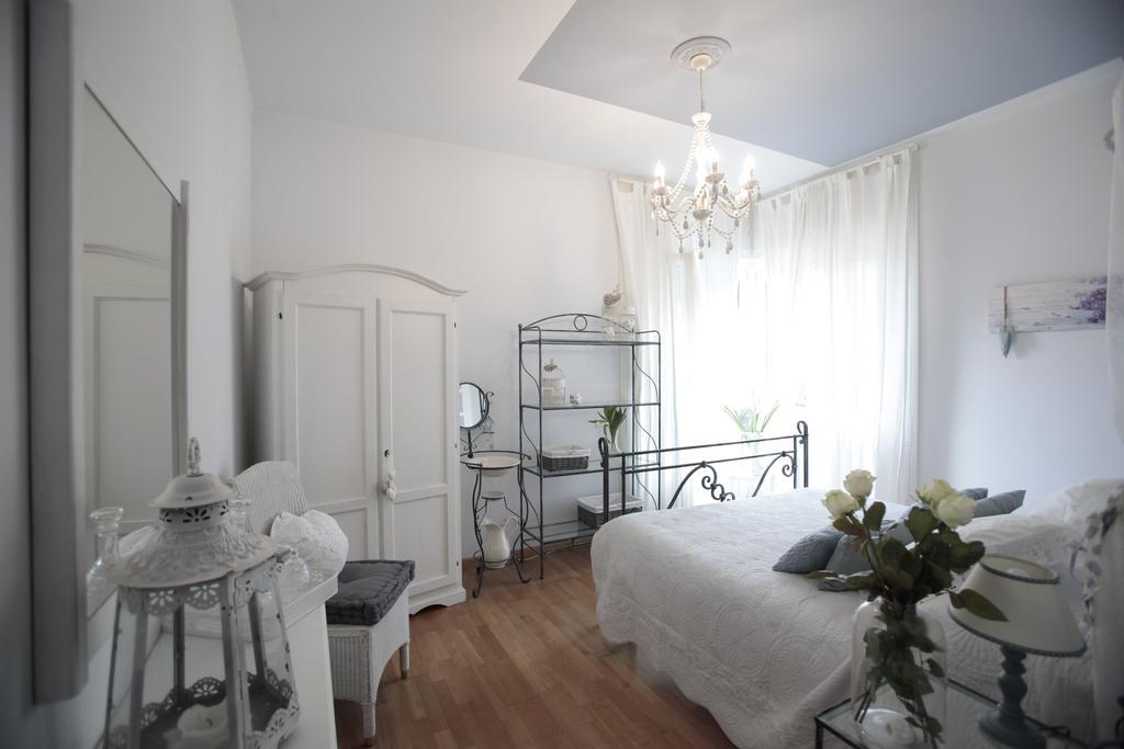 B&B La Casa Di Pamela Casciago Eksteriør bilde