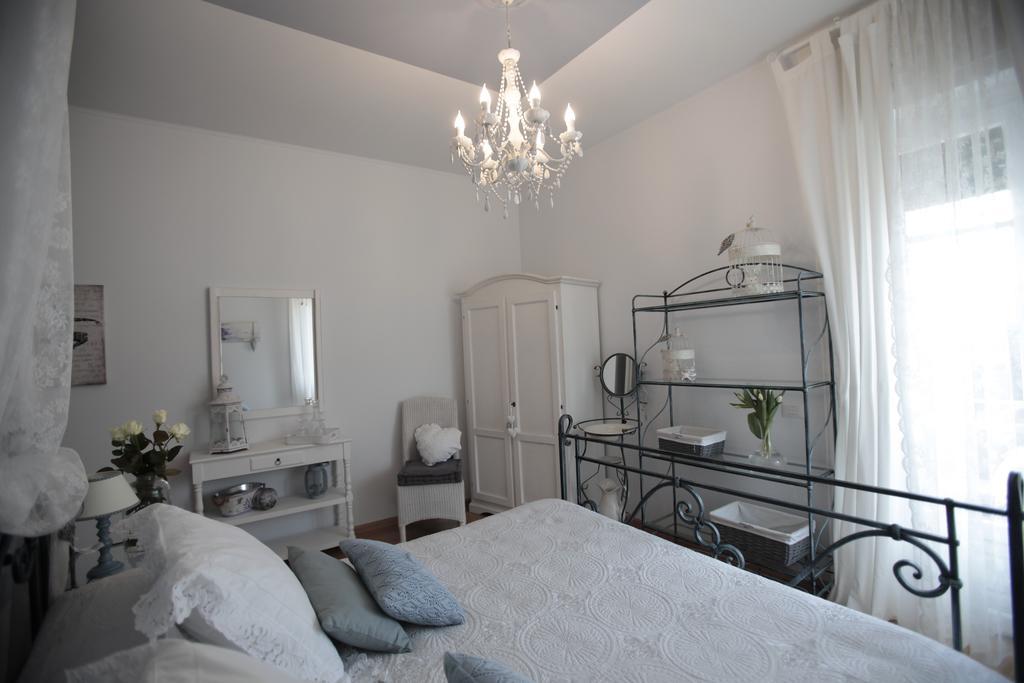 B&B La Casa Di Pamela Casciago Eksteriør bilde