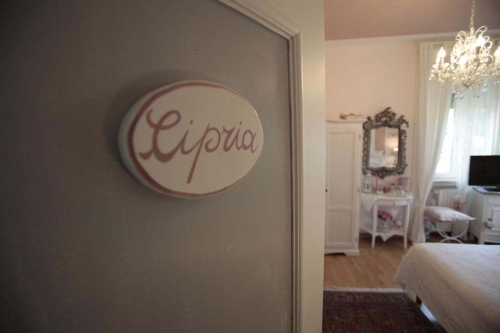 B&B La Casa Di Pamela Casciago Eksteriør bilde