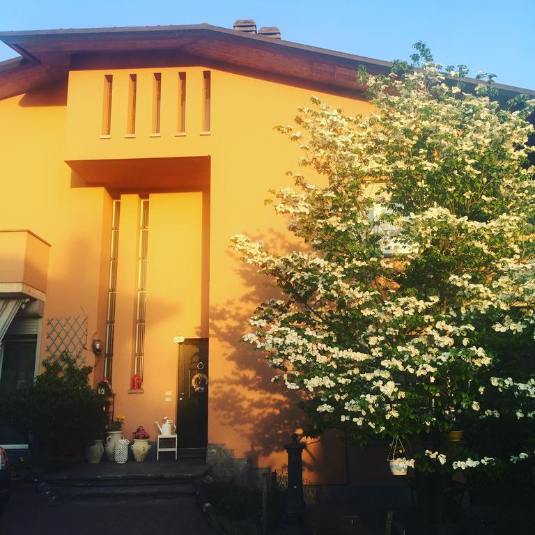 B&B La Casa Di Pamela Casciago Eksteriør bilde